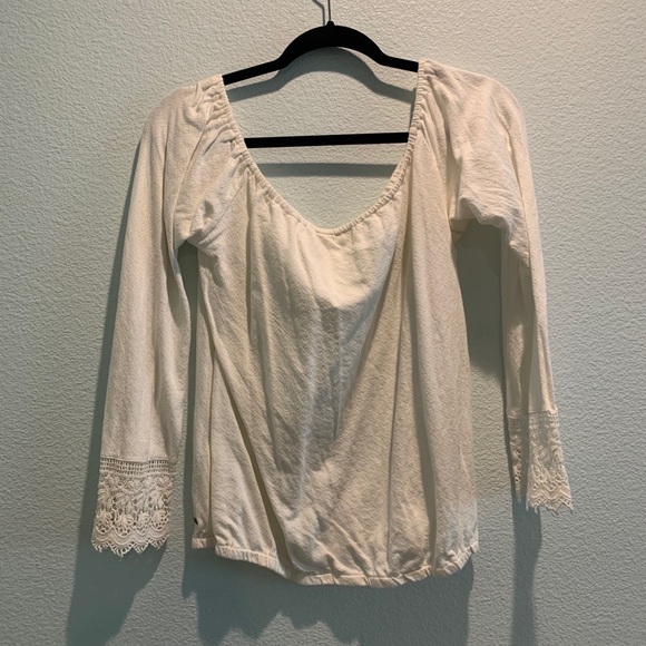 Off-The-Shoulder Roxy Top - Picture 2 of 7